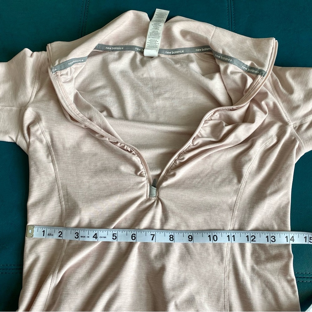 New Balance Women's Blush Pink Pullover 1/4 Zip Running Athletic Top Size Small - Picture 4 of 11